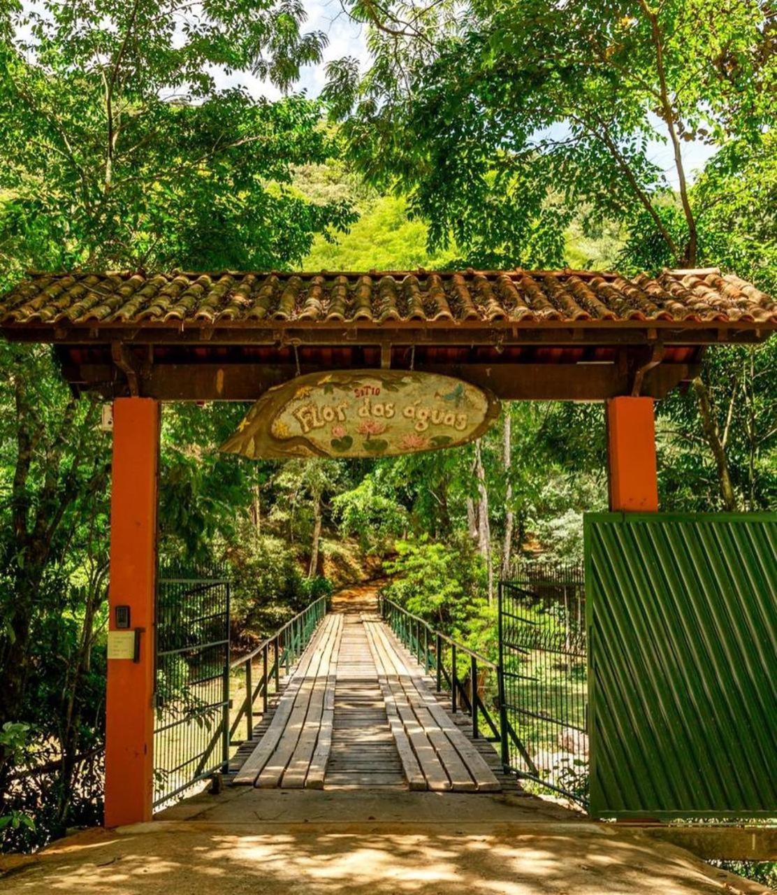 Sitio Flor Das Aguas Lumiar Esterno foto